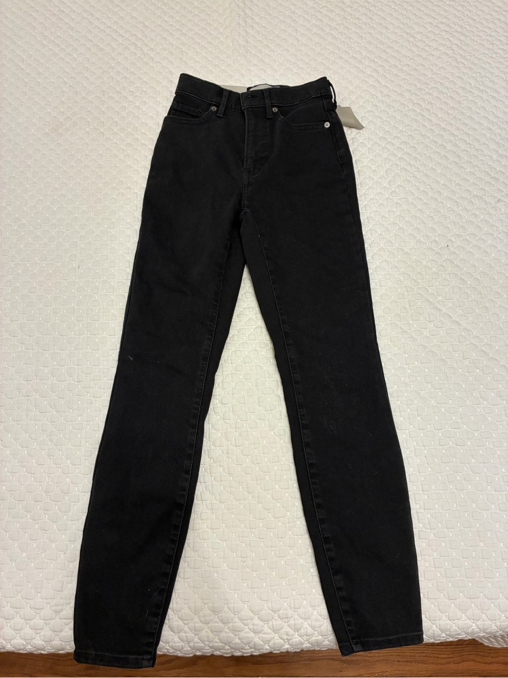 Everlane Black The Way-High Skinny Jeans. Size 24. NWT.